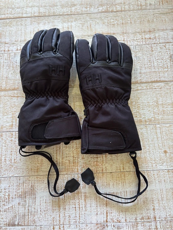 Helly Hansen Accessories - Helly Hansen Black Winter Ski Mittens with Wrist Leash